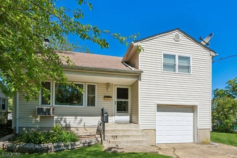Lakeshore Dr, Keyport, NJ 07735