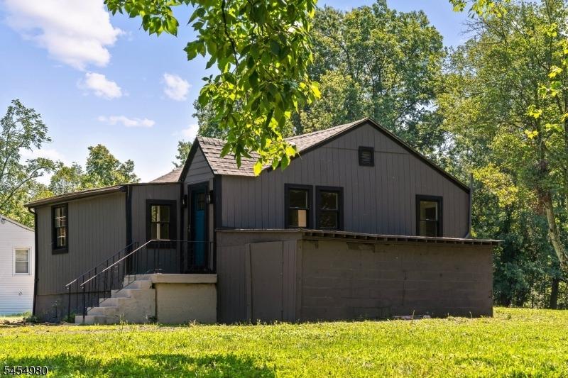 Oak Grove Rd, Flemington, NJ 08822