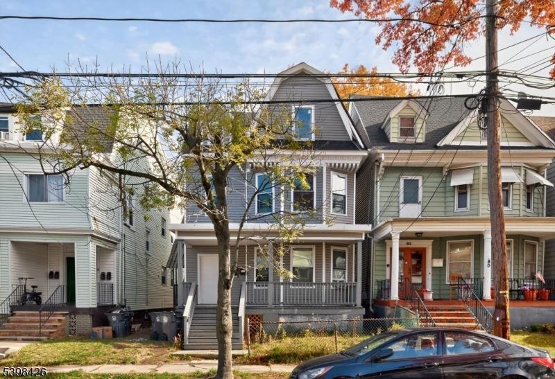 Treacy Ave, Newark, NJ 07108