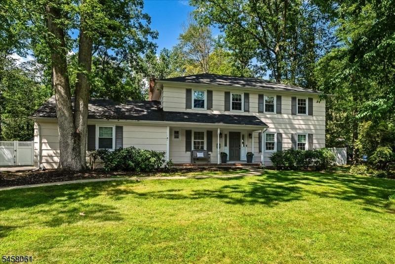 Symor Dr, Morristown, NJ 07960
