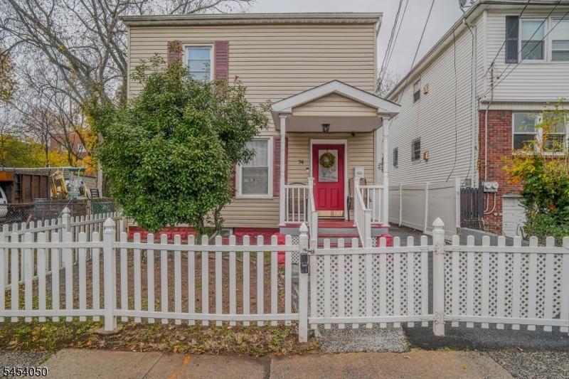 Lincoln Pl, Irvington, NJ 07111