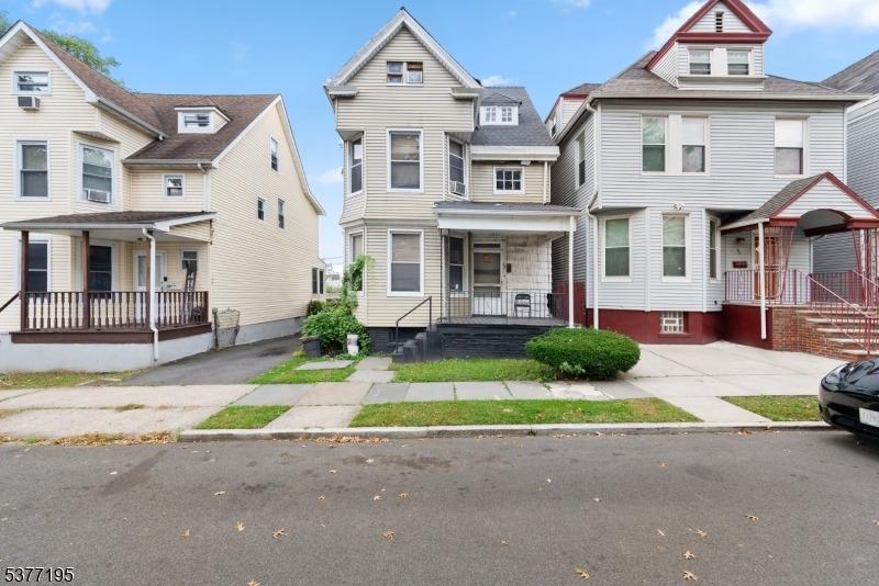 Grove Pl, East Orange, NJ 07017