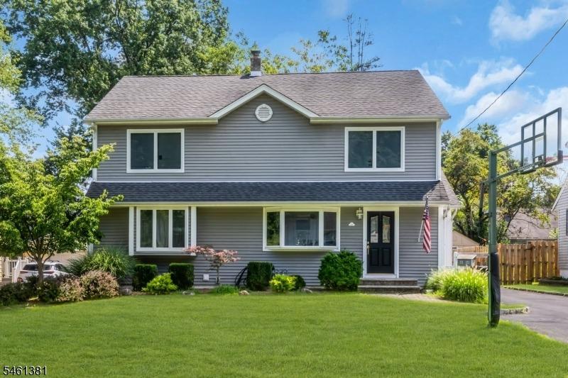 Lopez Rd, Cedar Grove, NJ 07009