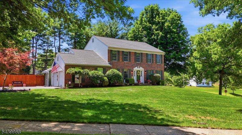 Glen Eagles Rd, Washington, NJ 07882