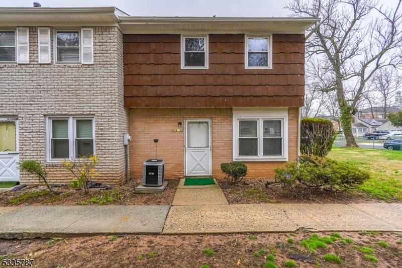W 8th St, Plainfield, NJ 07060