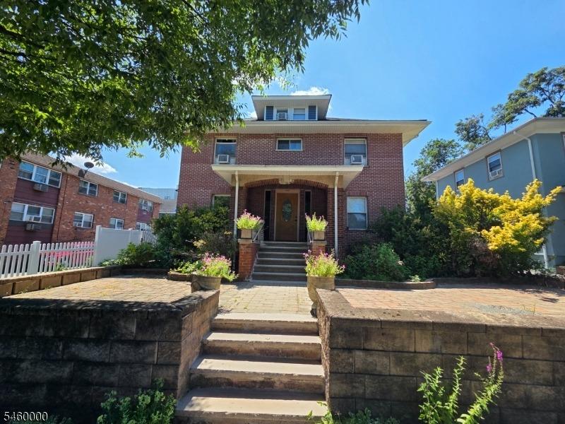 Conover Ter, Orange, NJ 07050