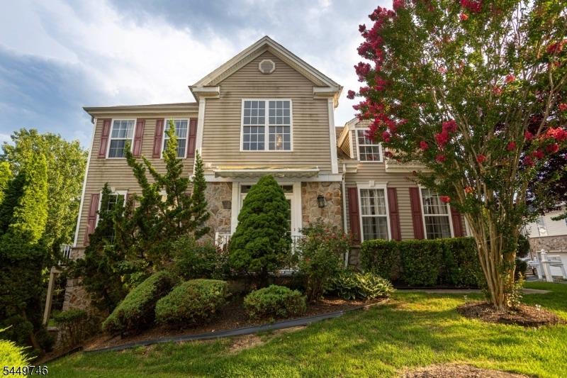 Biesiada Ct, Parlin, NJ 08859