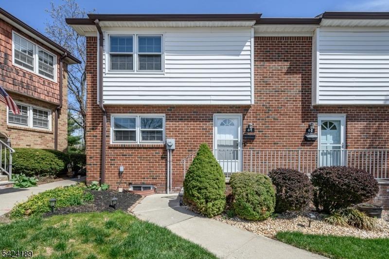 Cardinal Ln, Hillsborough, NJ 08844