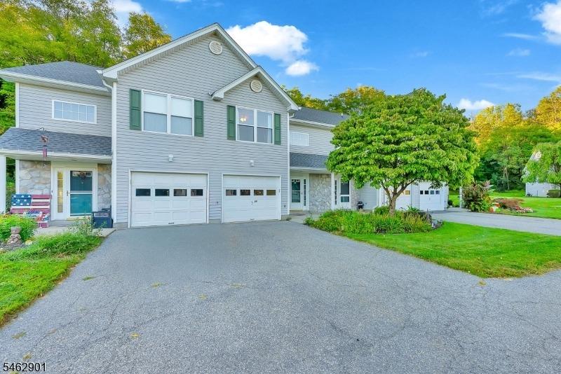 Beechmont Ter, Hamburg, NJ 07419