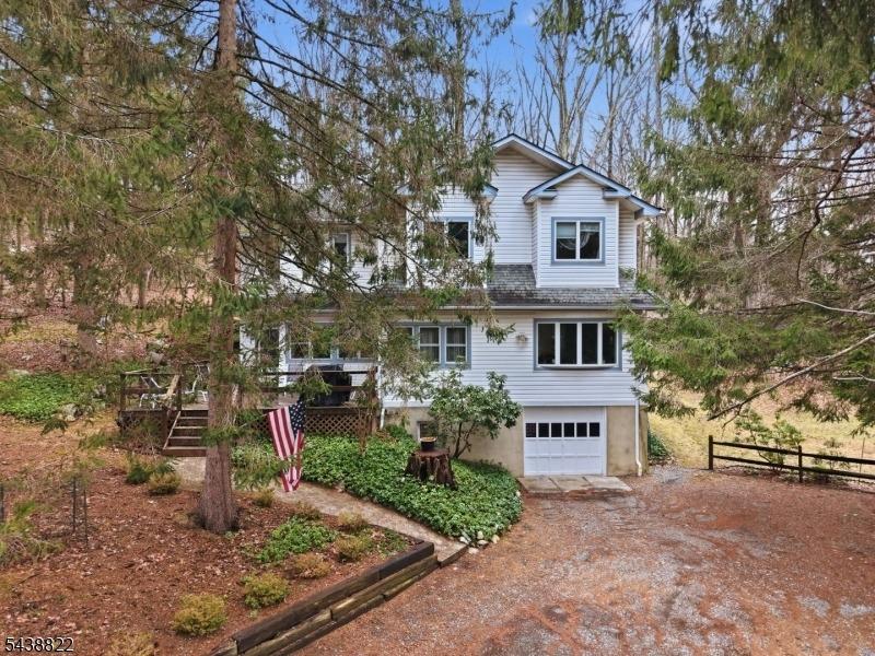 Emmet Roche Dr, Boonton, NJ 07005