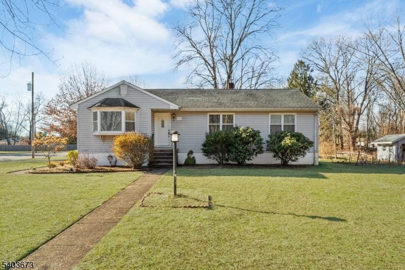 White Oak Rd, Parsippany, NJ 07054