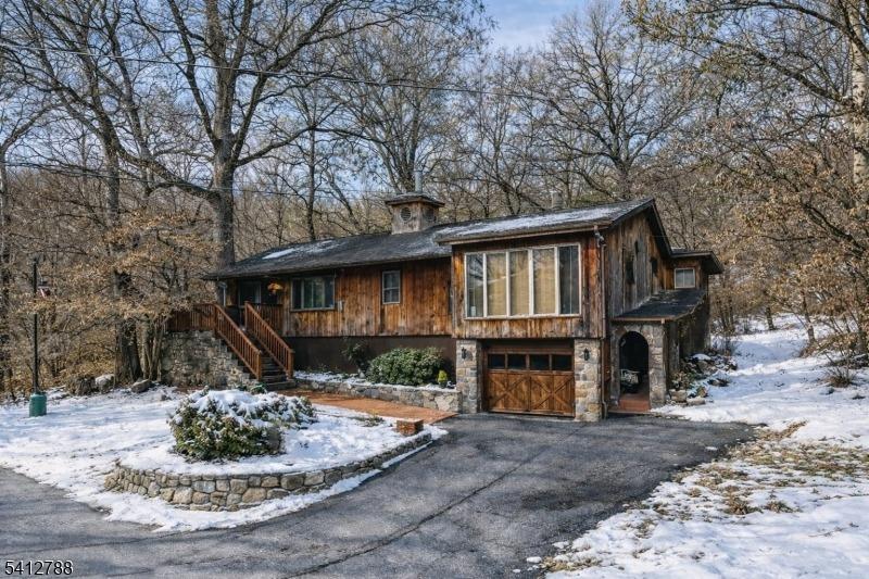 Lakeside Ave, Andover, NJ 07821