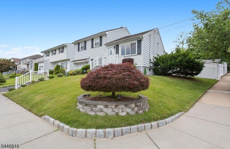 Bernice Rd, Belleville, NJ 07109