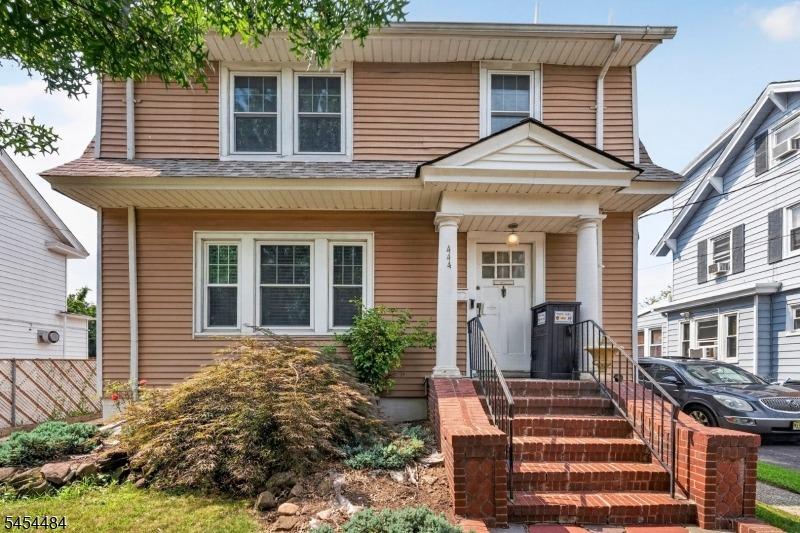 Clifton Ave, Newark, NJ 07104