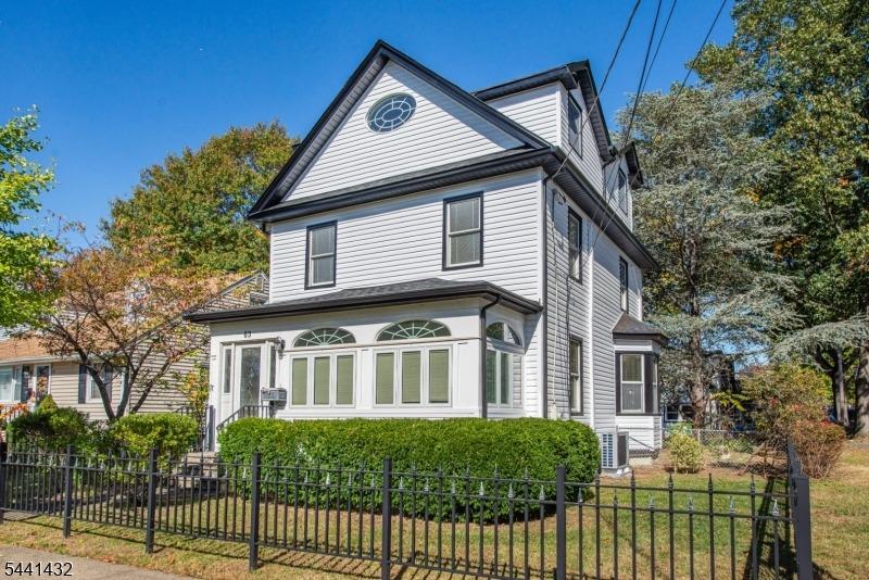 W Hanover Ave, Morris Plains, NJ 07950