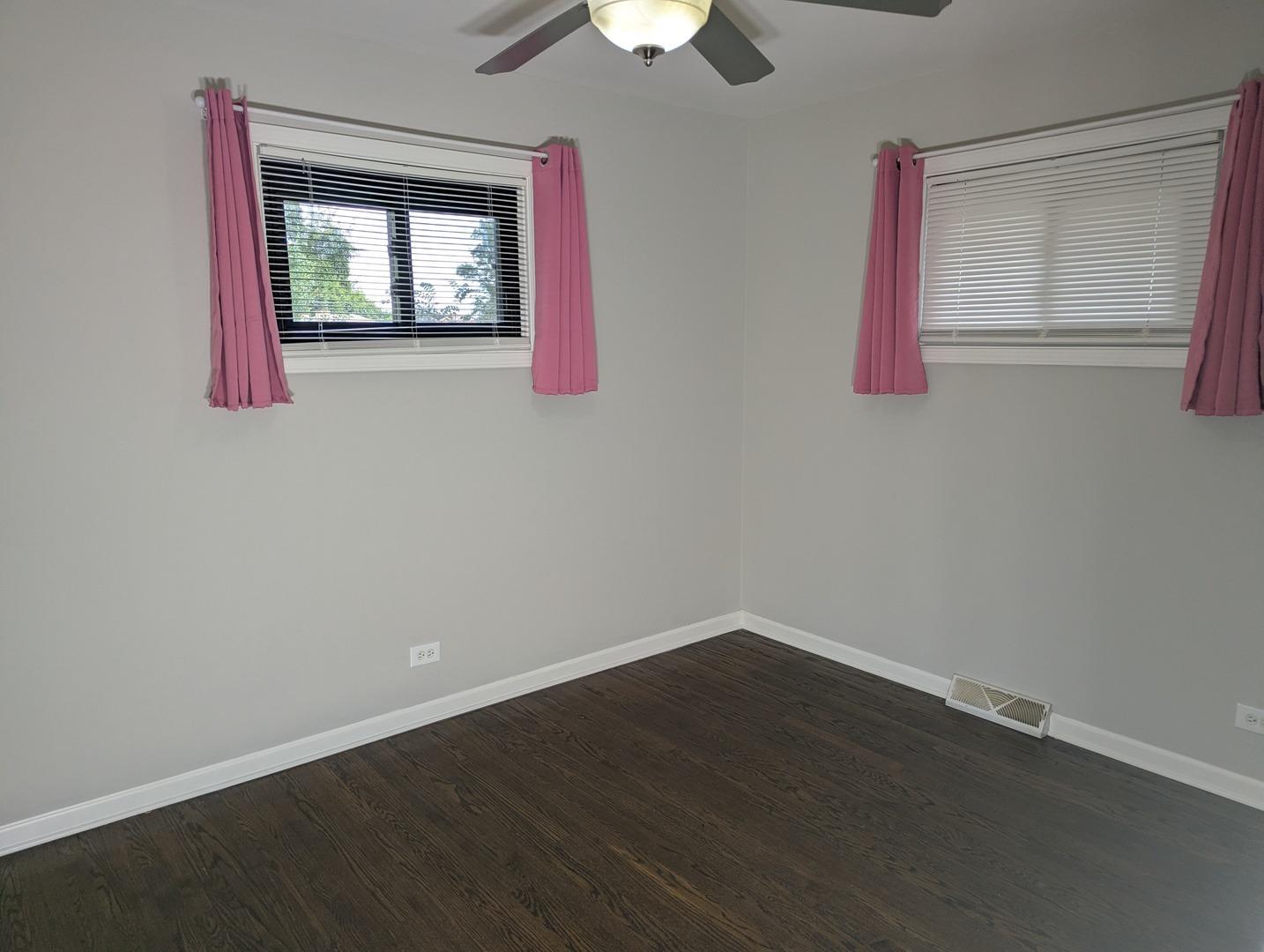 N Petite Ter, Lake Villa, IL 60046