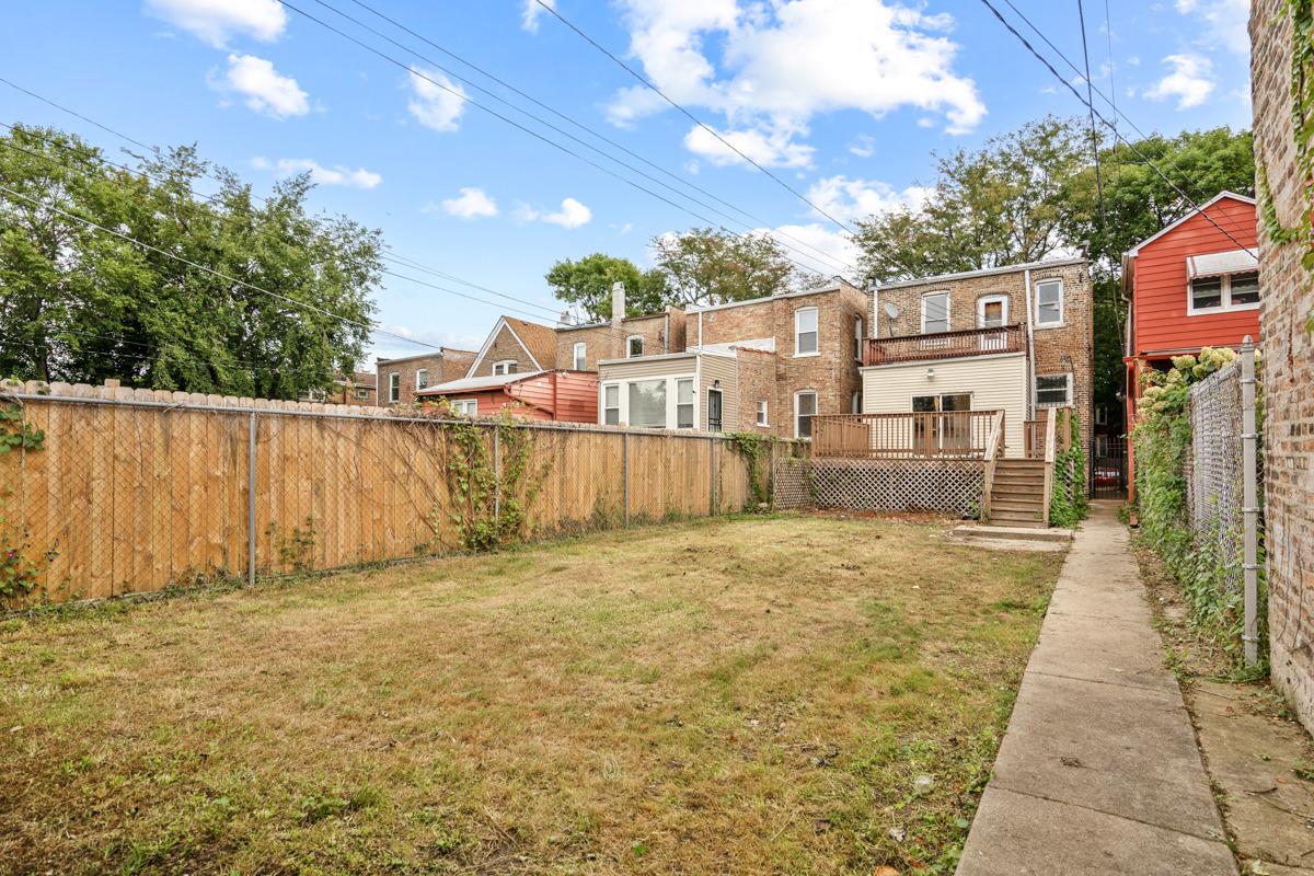 S King Dr, Chicago, IL 60619