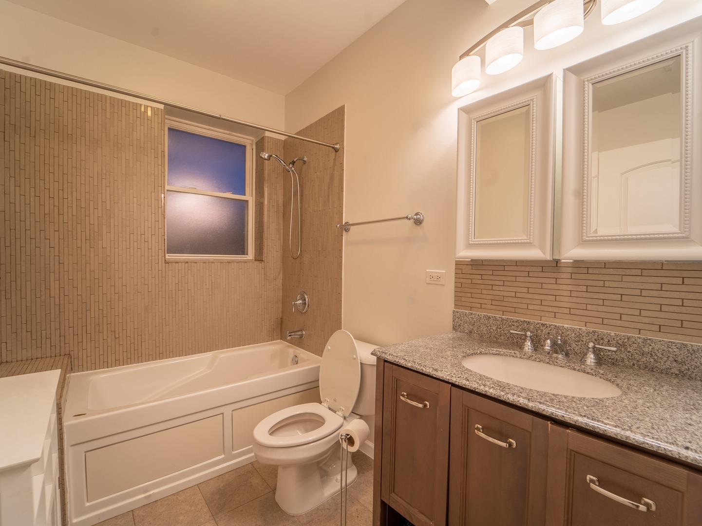 S Clyde Ave, Chicago, IL 60649