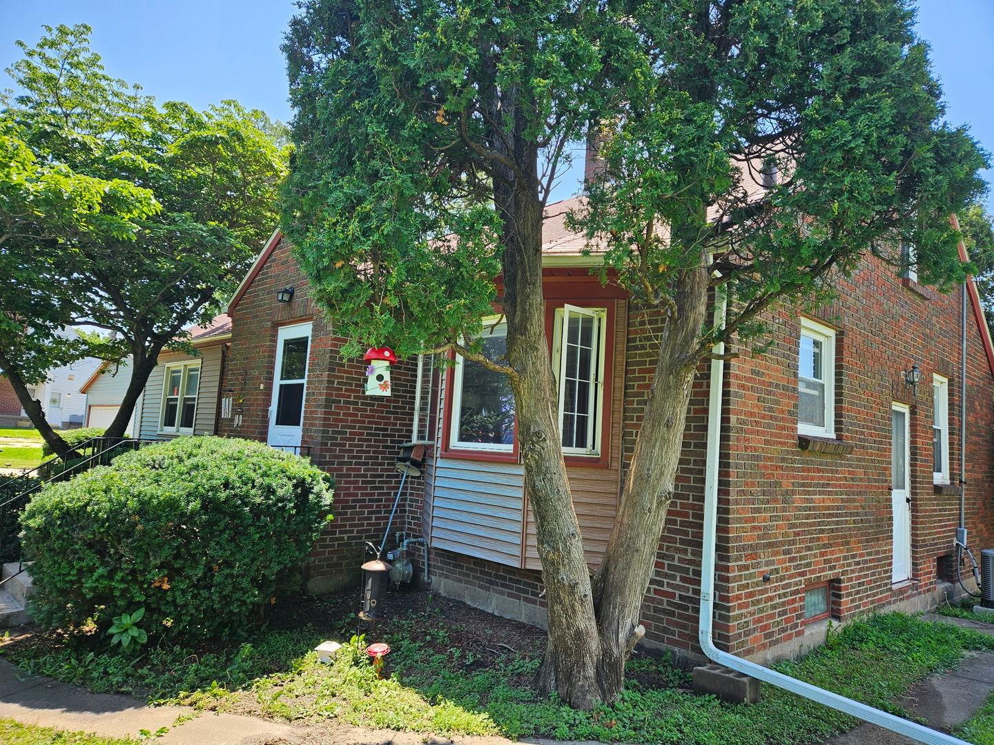 W Kimberly Rd, Davenport, IA 52806
