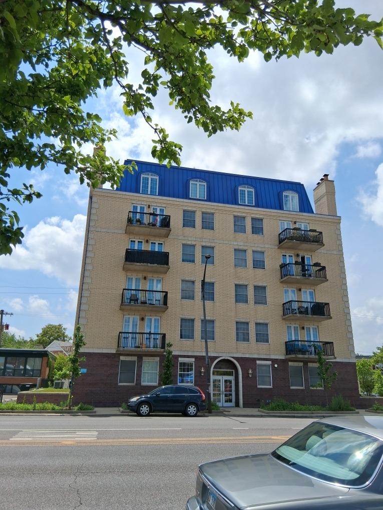 N Lincoln Ave, Chicago, IL 60659