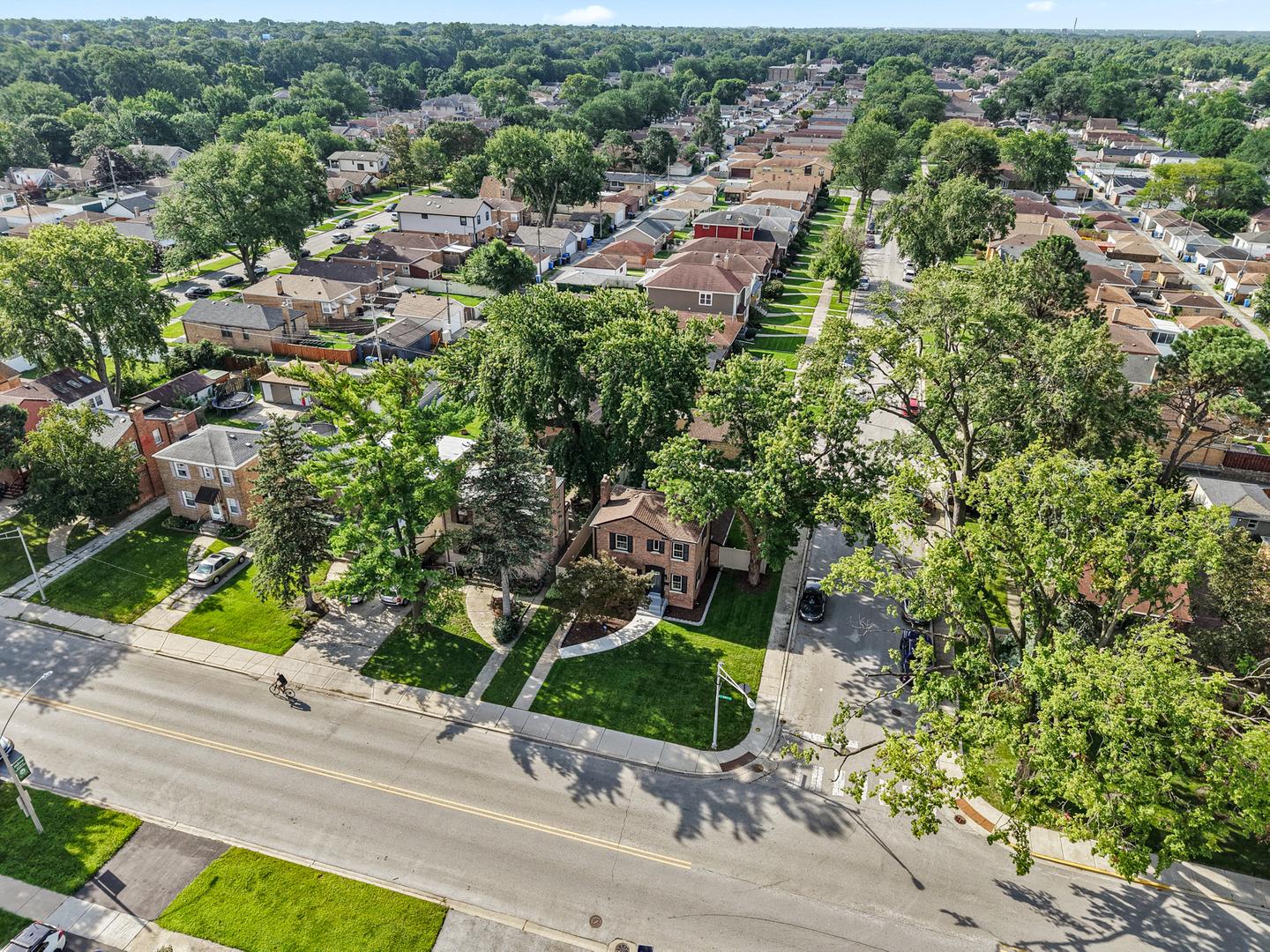 W 99th St, Chicago, IL 60655