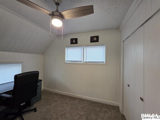 Spruce St, Quincy, IL 62301