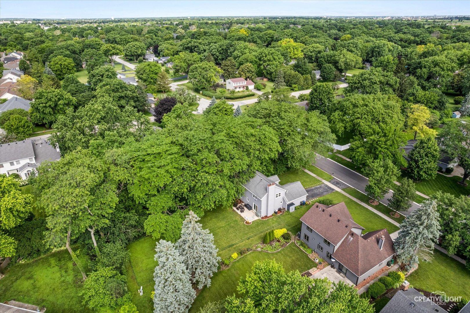 Leverenz Rd, Naperville, IL 60564