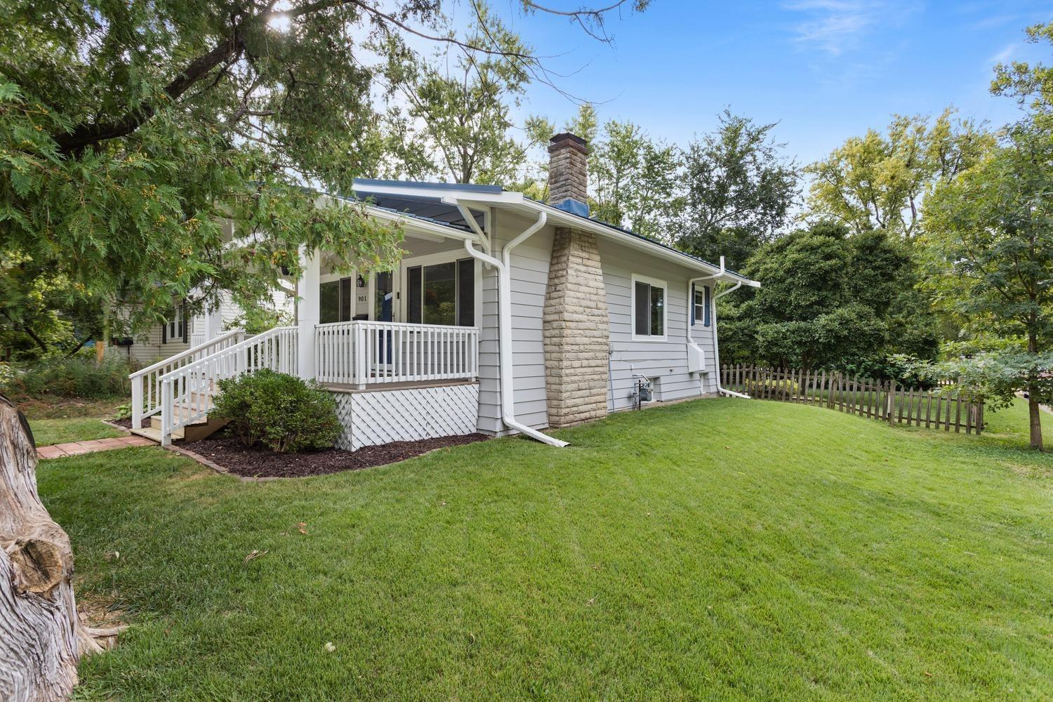 E Washington St, Urbana, IL 61801