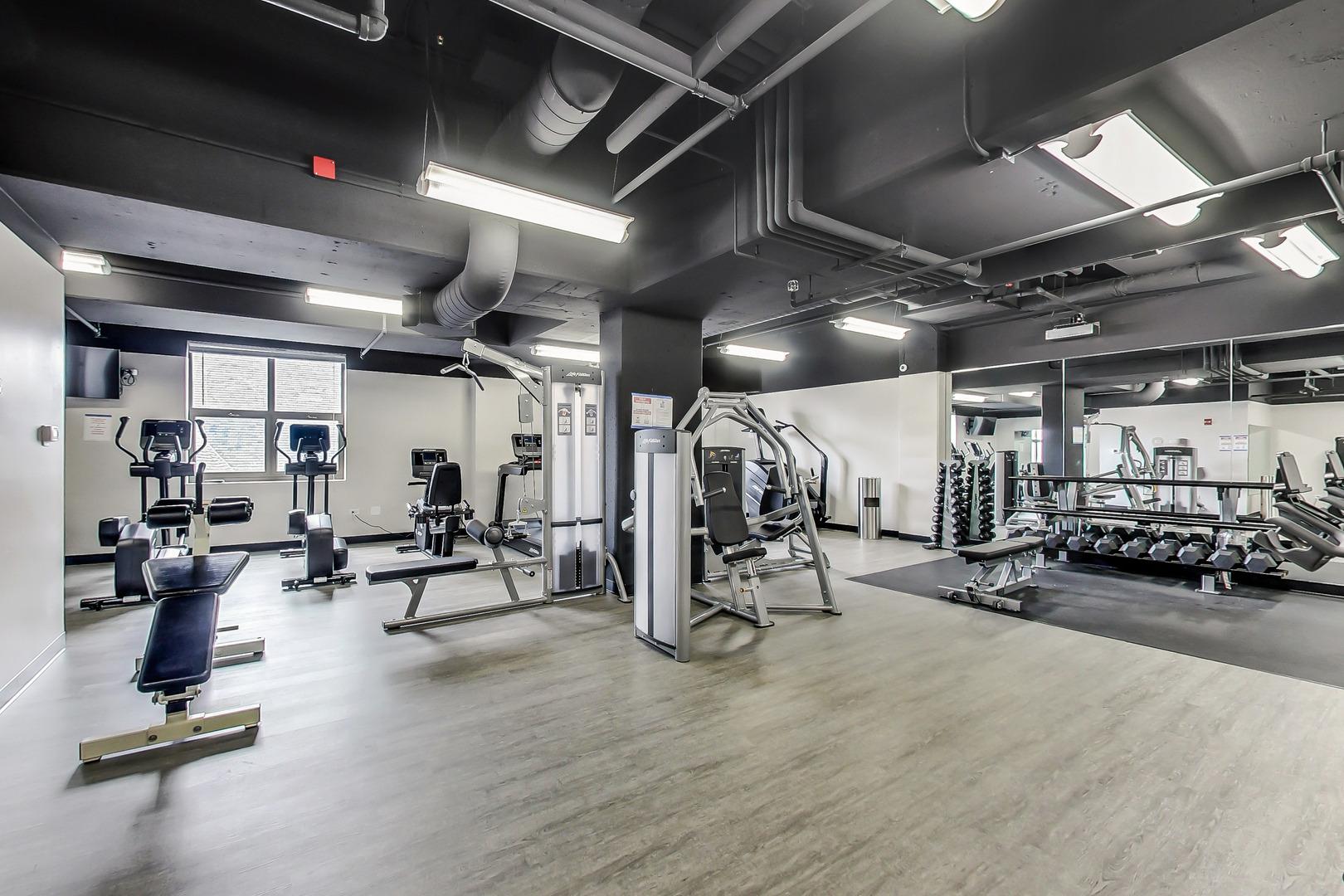 N Dearborn St, Chicago, IL 60654
