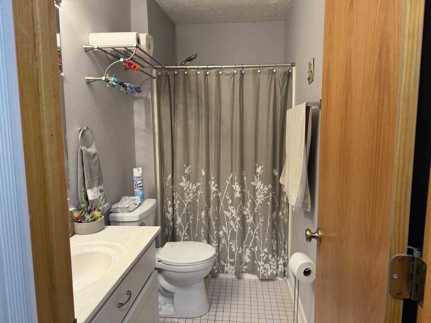 Weidner Rd, Buffalo Grove, IL 60089