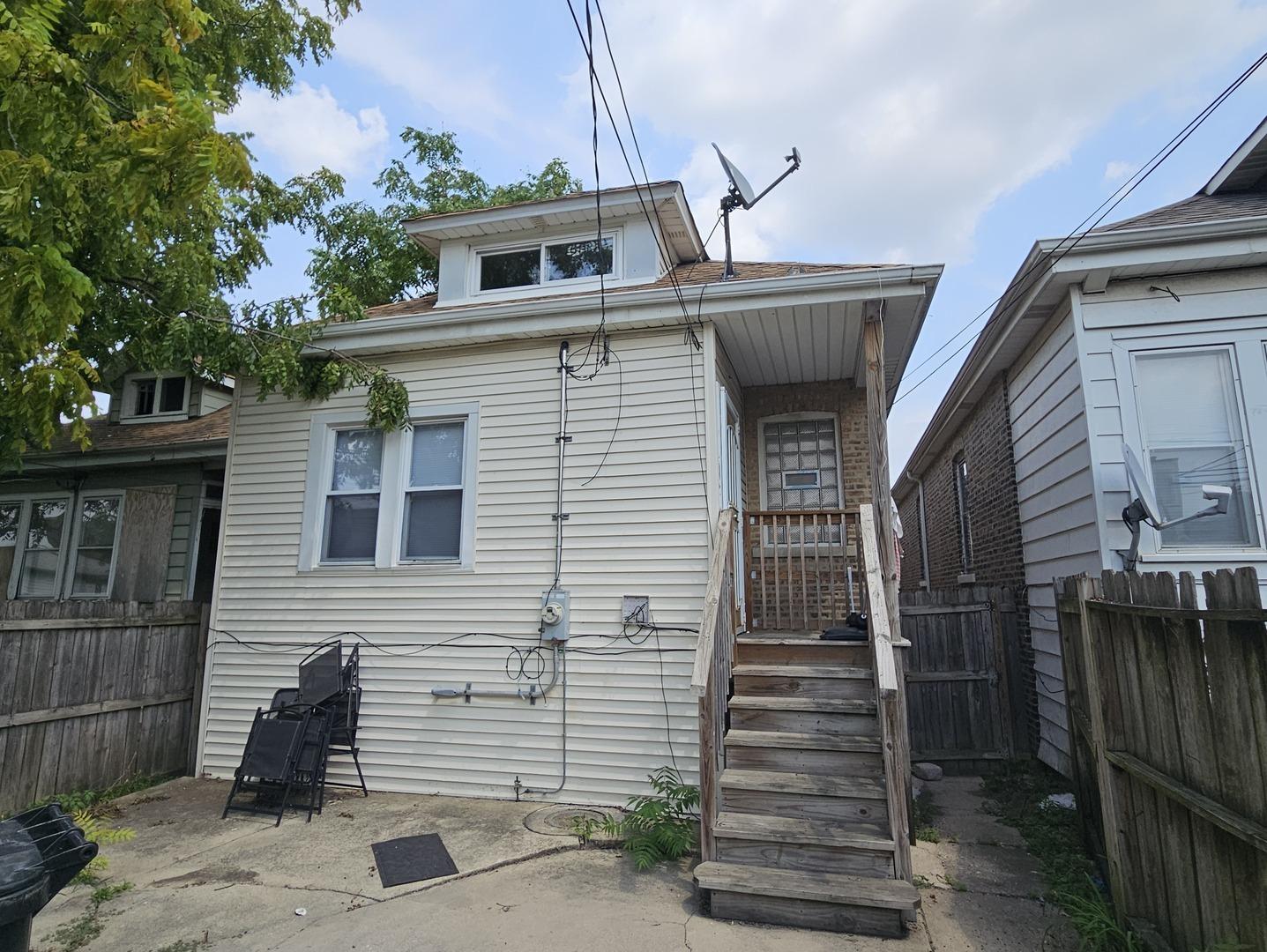 S Claremont Ave, Chicago, IL 60636