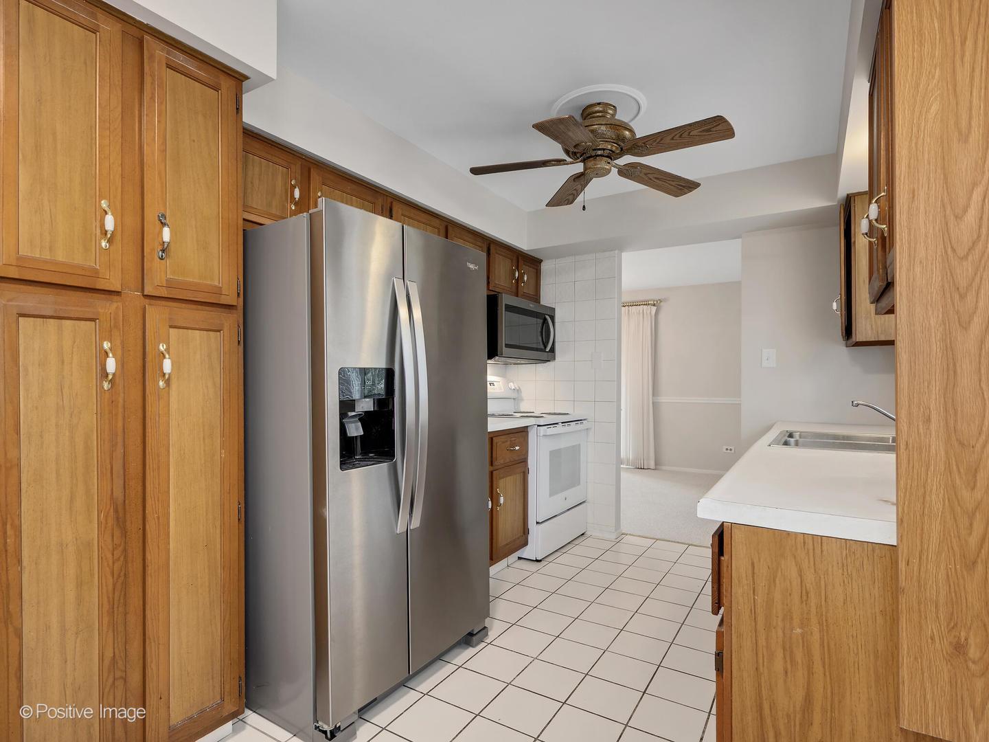 Wolf Rd, Western Springs, IL 60558