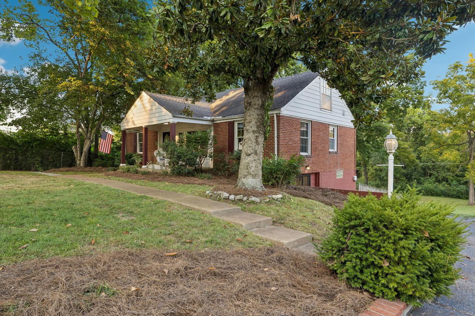 Pleasant Valley Rd, Nashville, TN 37204