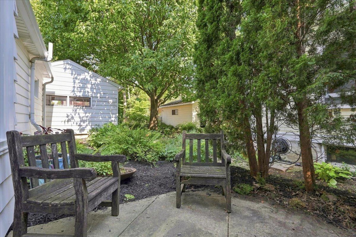 Madison St, Madison, WI 53711