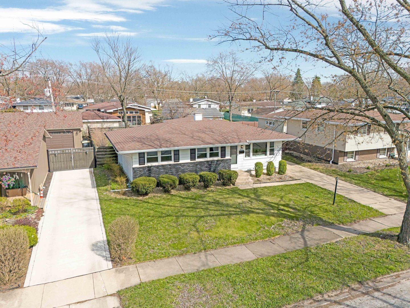 Ridgewood Ave, Lansing, IL 60438