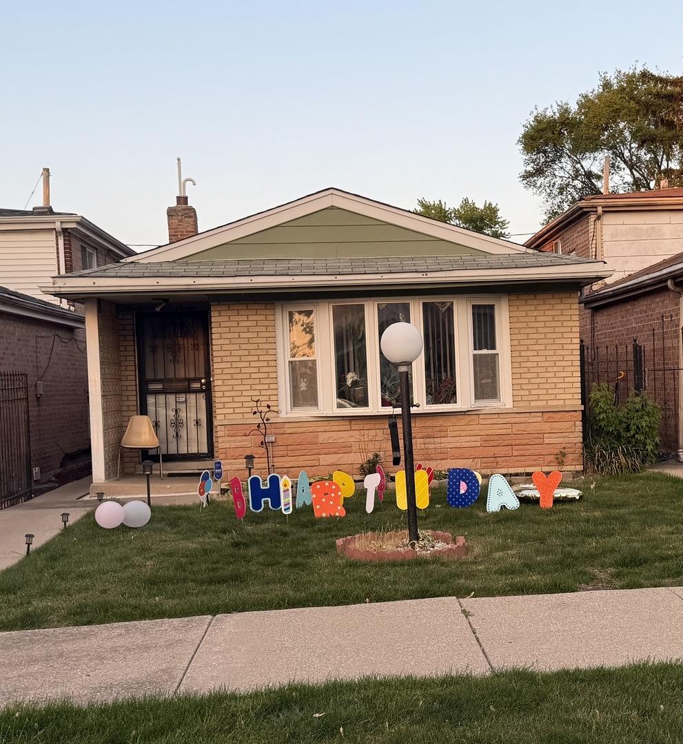 S Wallace St, Chicago, IL 60628