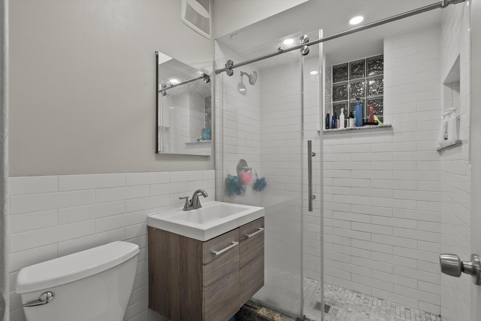 23rd St, Berwyn, IL 60402