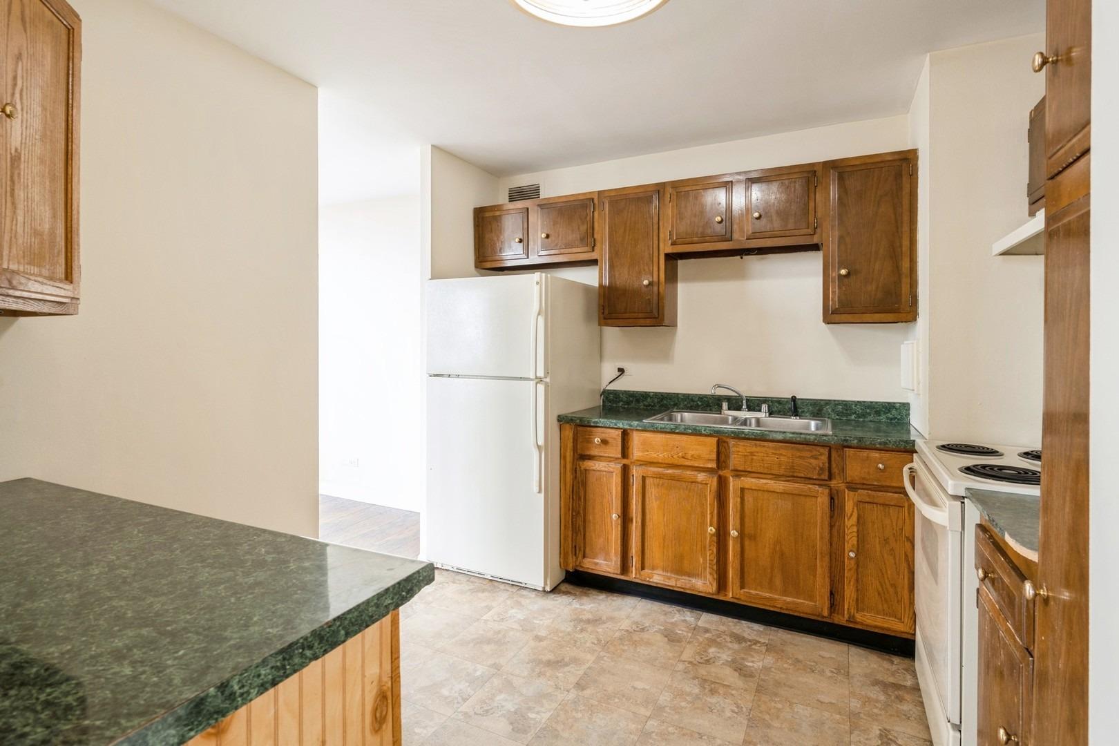 N Sheridan Rd, Chicago, IL 60660