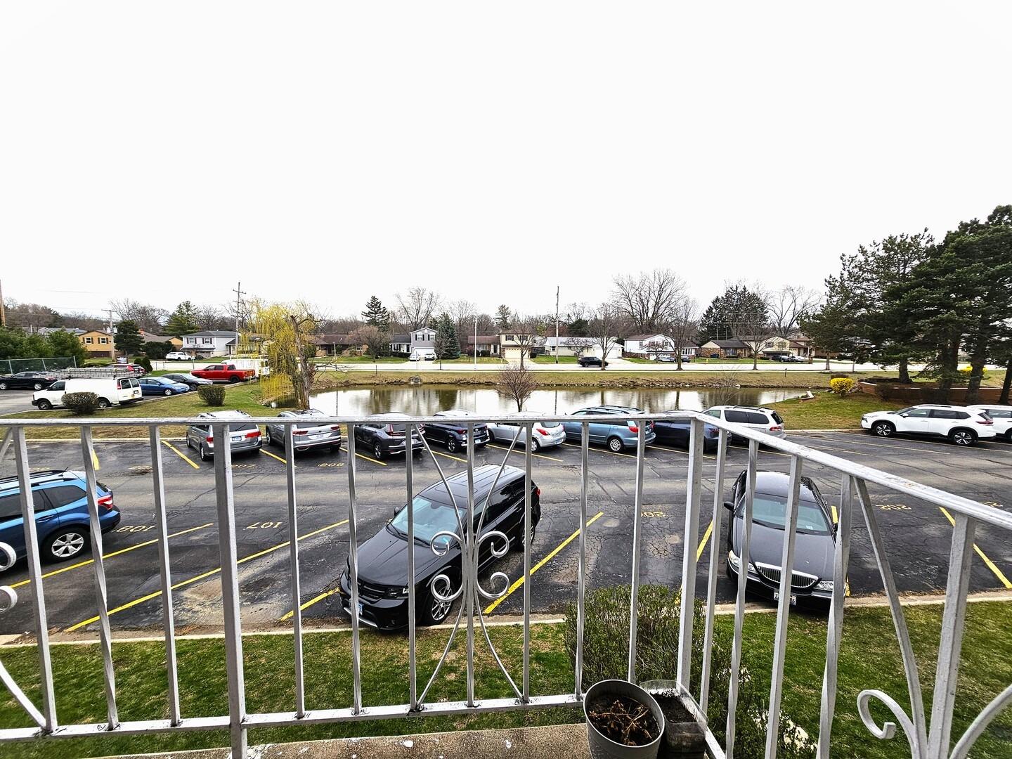 E Old Willow Rd, Prospect Heights, IL 60070