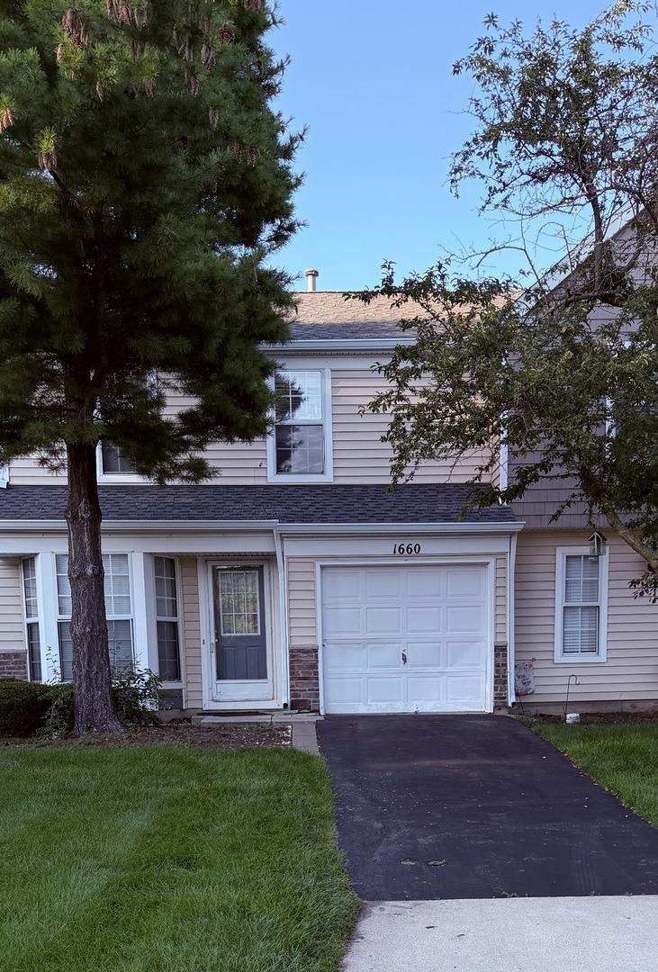 College Green Dr, Elgin, IL 60123