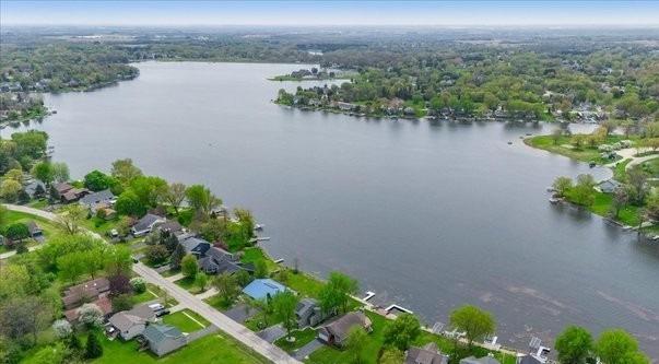 Poseidon Ln Sw, Poplar Grove, IL 61065