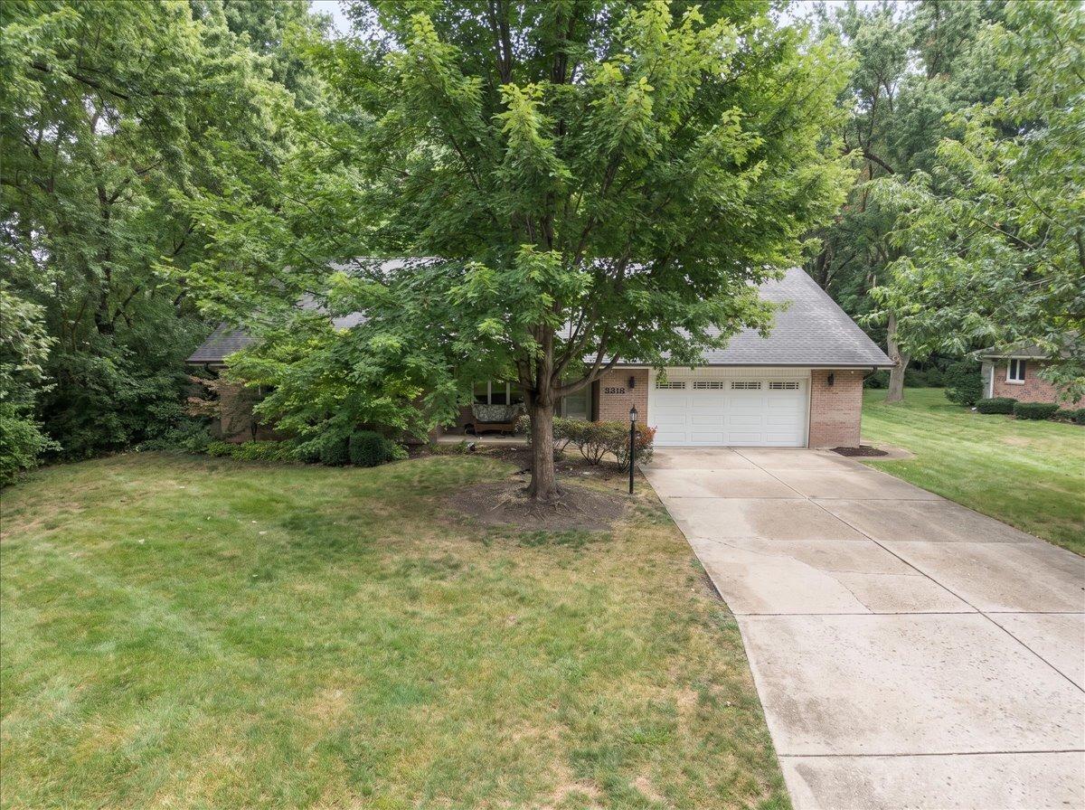 Caroline Dr, Joliet, IL 60435