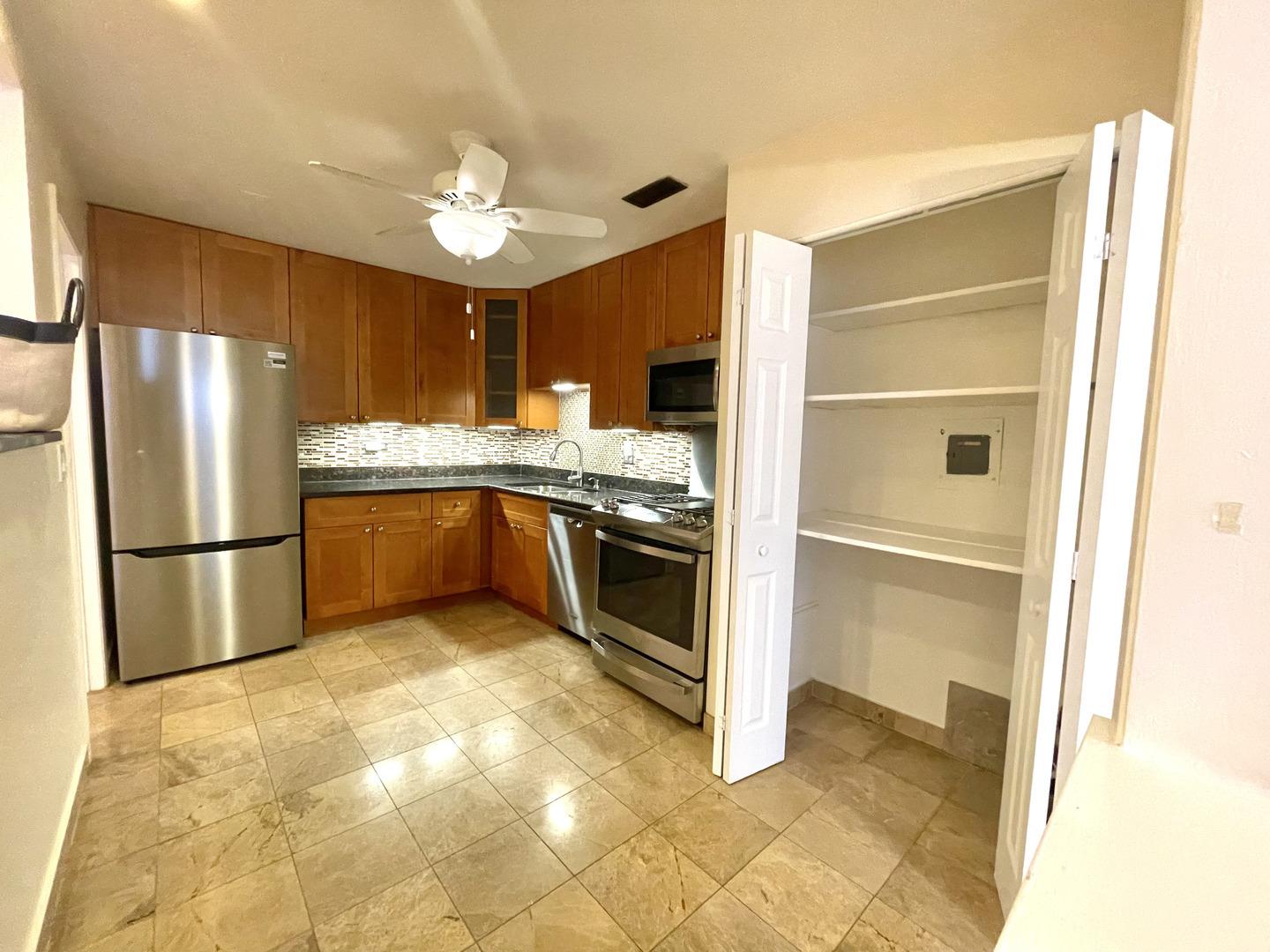 Old Orchard Rd, Skokie, IL 60076