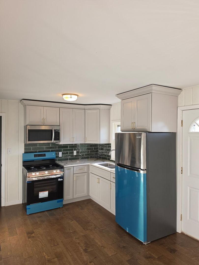 11th Ave, Rock Falls, IL 61071
