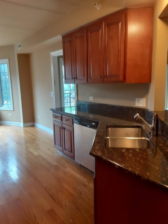 S Cass Ave, Westmont, IL 60559