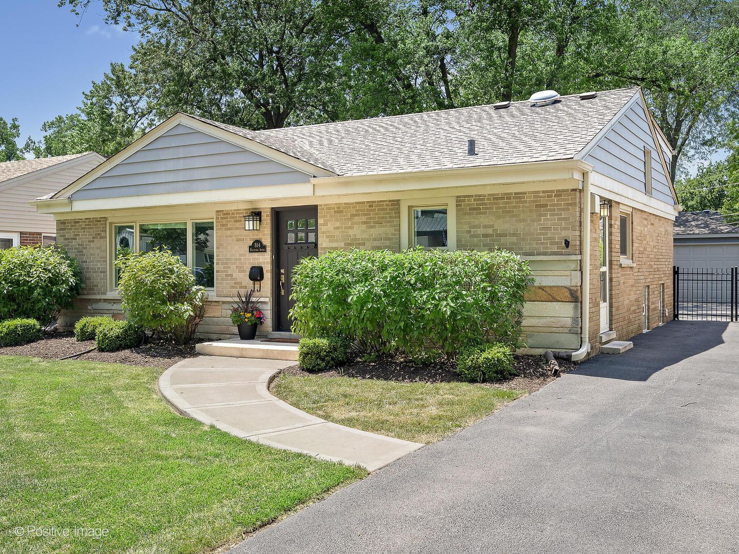 S Hawthorne Ave, Elmhurst, IL 60126