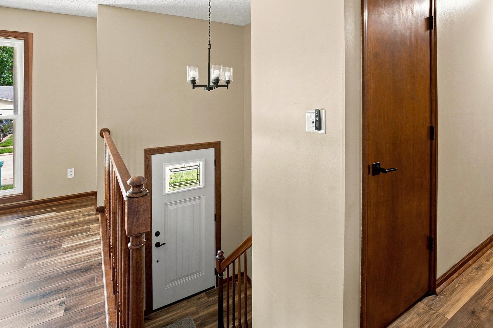 Danbury Dr, Bettendorf, IA 52722