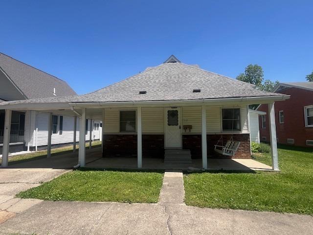 N 11th St, Herrin, IL 62948