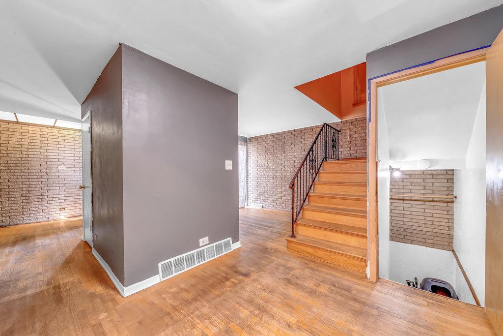 S Kedzie Ave, Evergreen Park, IL 60805