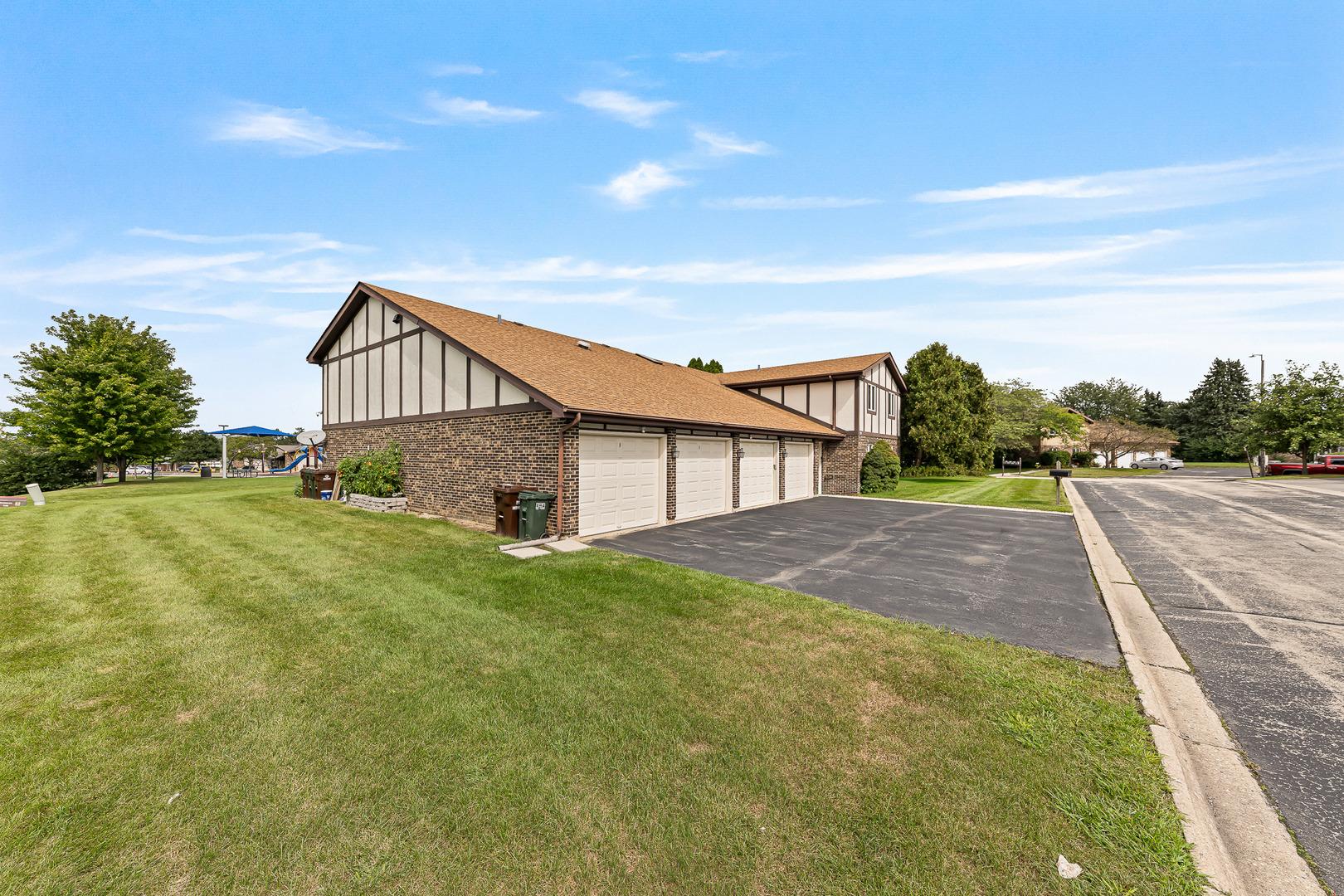 Waverly Ct, New Lenox, IL 60451